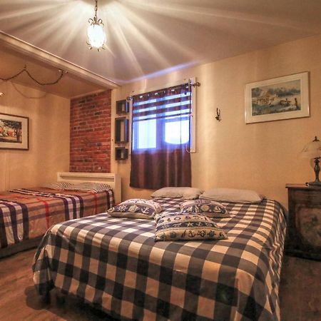 Vieille Maison Rustique Espace Interessant Québec Buitenkant foto