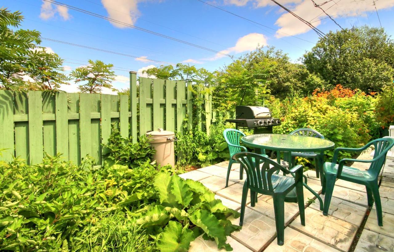 Vieille Maison Rustique Espace Interessant Québec Buitenkant foto